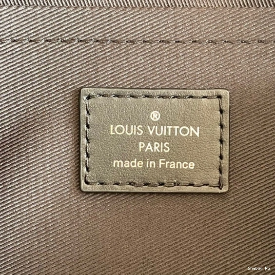 Vuitton CITY Louis KEEPALL 0724